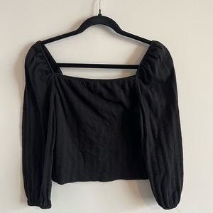 Black long sleeve peasant styled long cropped top